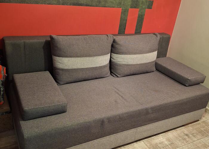 Grajewo ogłoszenia: Sprzedam  kanapę  używaną  ale  w dobrym stanie.