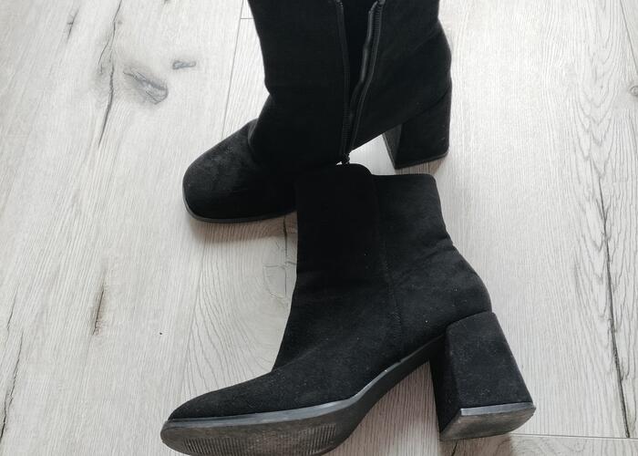 Grajewo ogłoszenia: Botki zamsz wiosenne nie ocieplane rozm.37 stan bdb